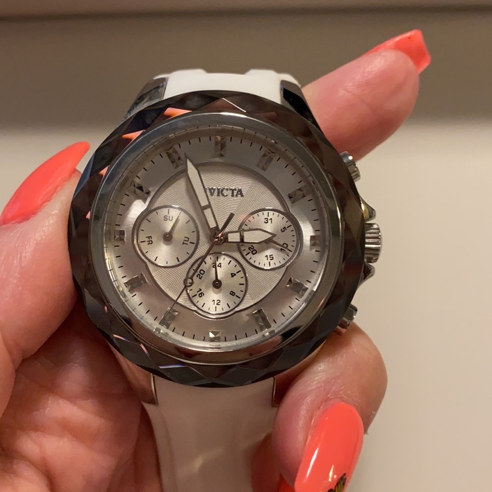 Invicta Angel Watch - Picture 2 of 6